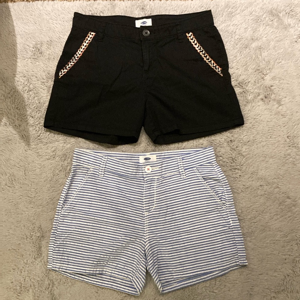 2pcs Old Navy Shorts Size 14 kid girl black & blue striped *Very good condition*